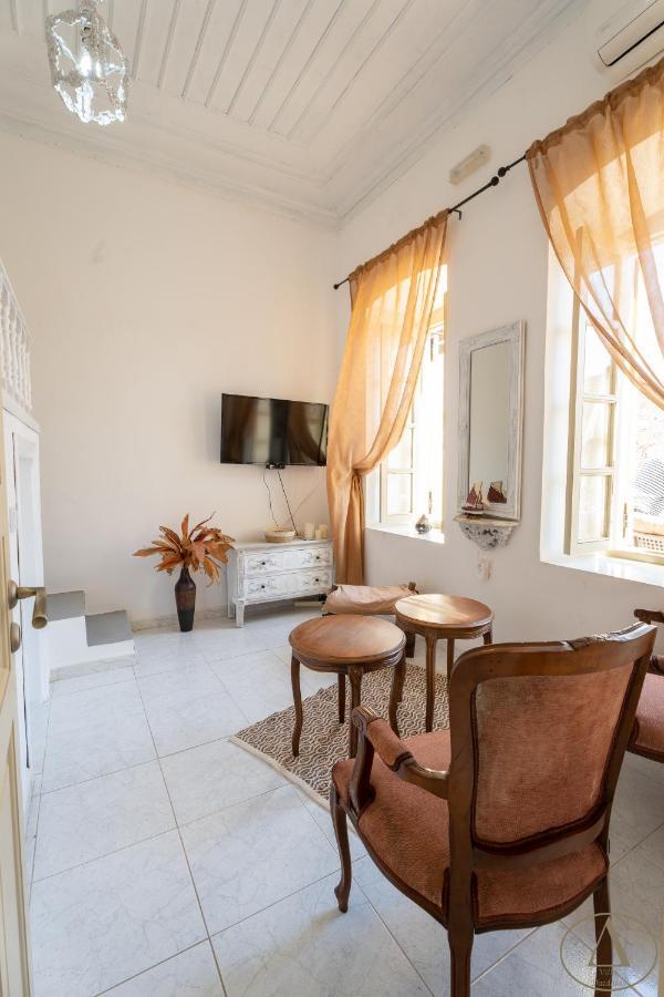 Mansion House Villa Chalki Town Bagian luar foto