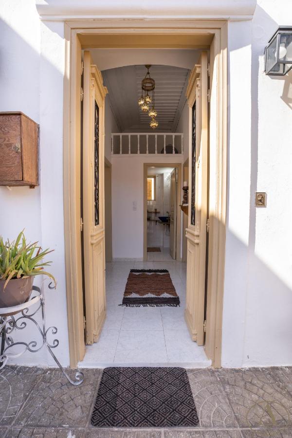 Mansion House Villa Chalki Town Bagian luar foto