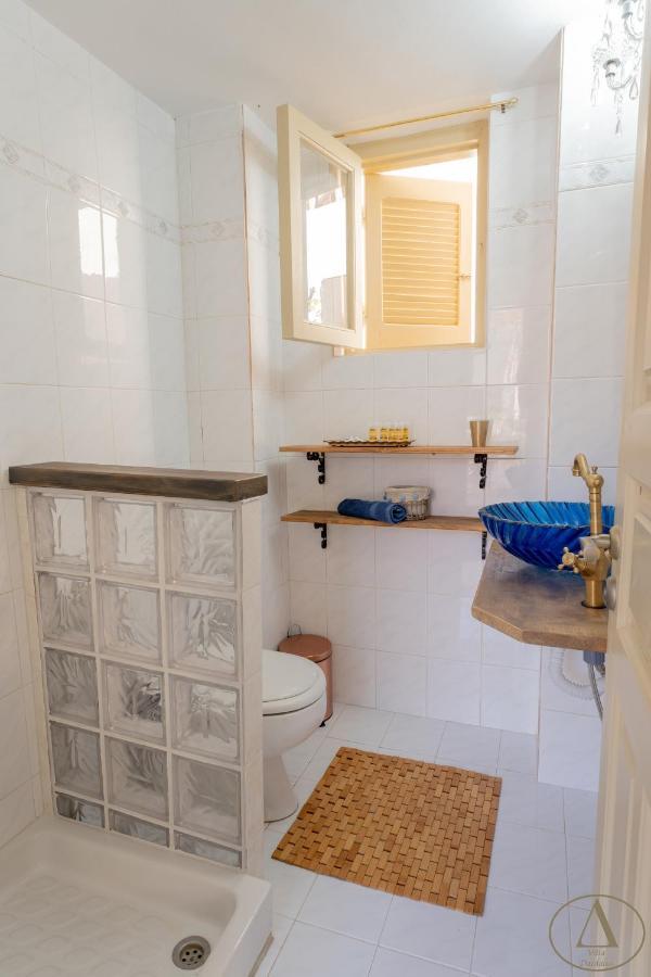 Mansion House Villa Chalki Town Bagian luar foto