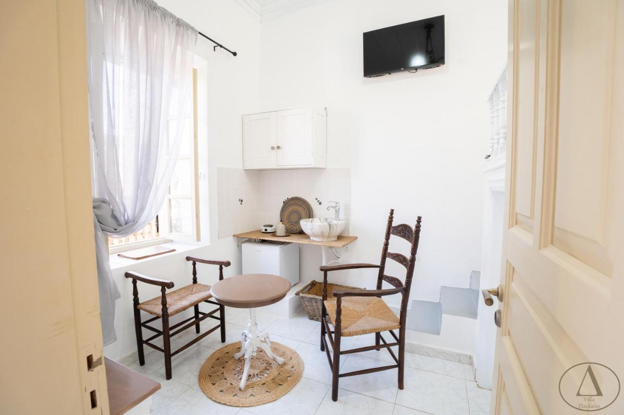 Mansion House Villa Chalki Town Bagian luar foto