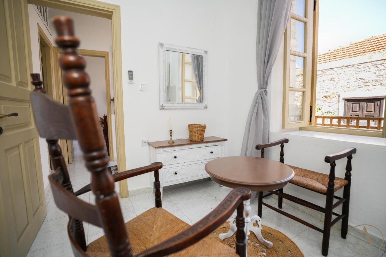 Mansion House Villa Chalki Town Bagian luar foto