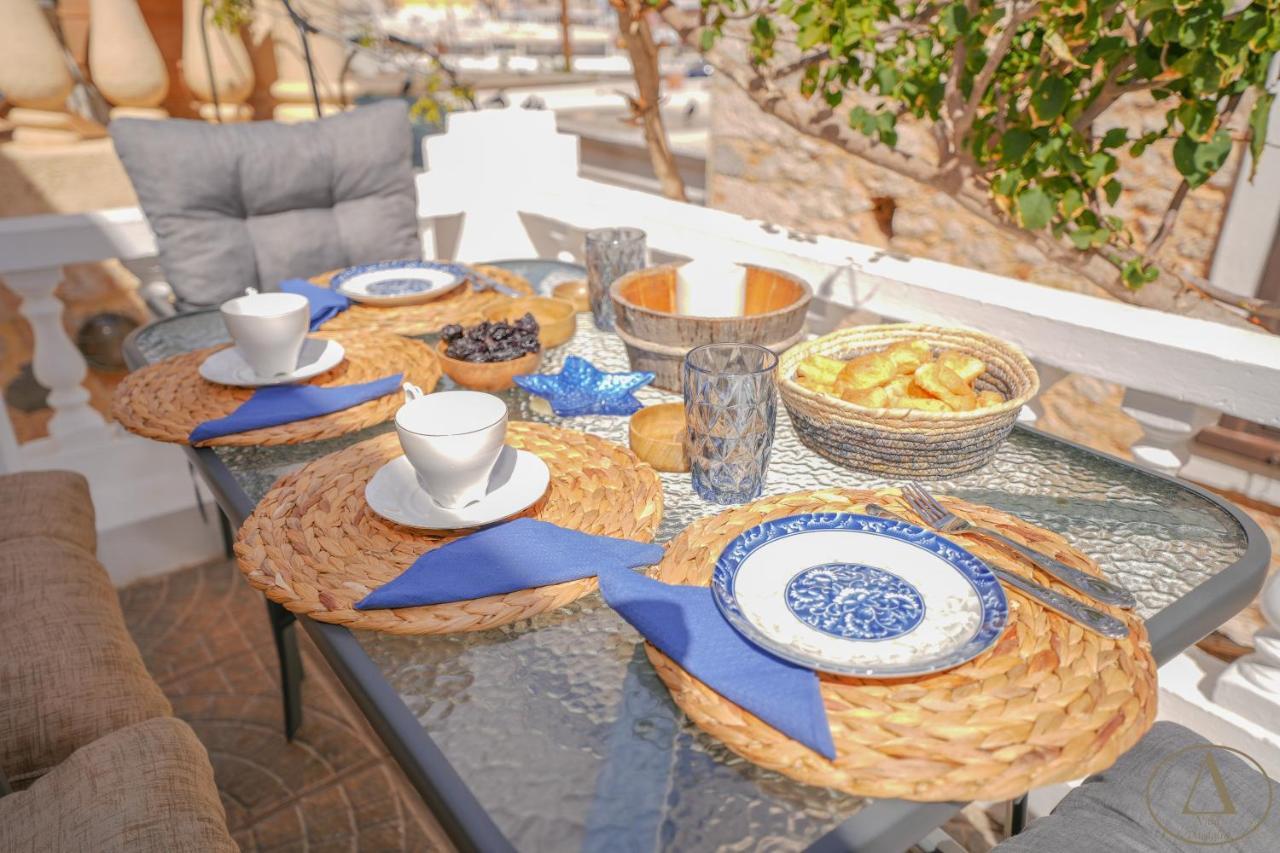 Mansion House Villa Chalki Town Bagian luar foto