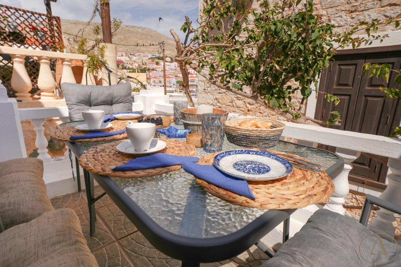Mansion House Villa Chalki Town Bagian luar foto