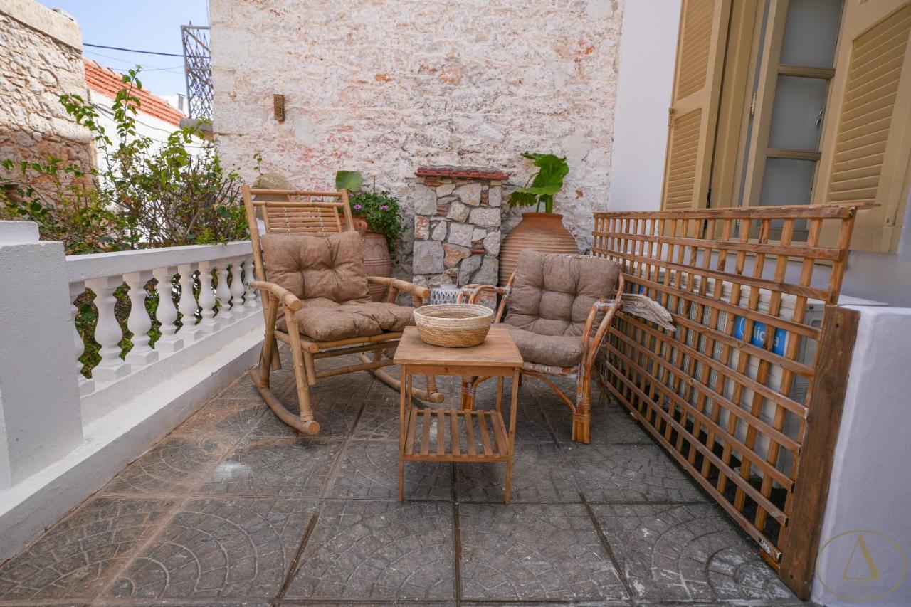 Mansion House Villa Chalki Town Bagian luar foto